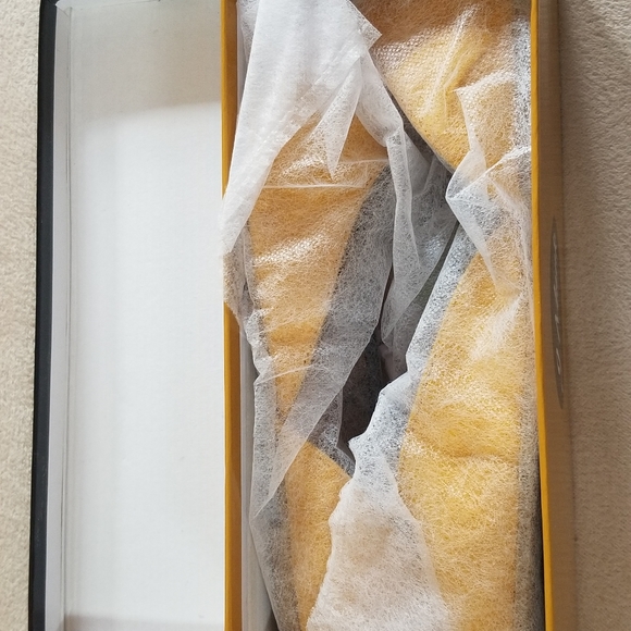 D'Orsay Style Flats - Picture 3 of 5